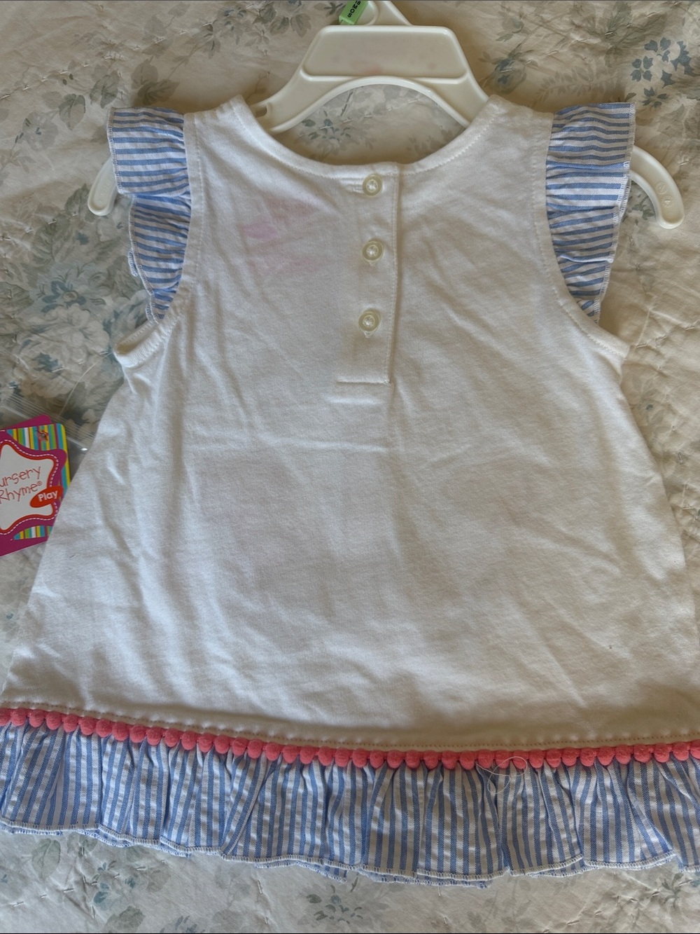 Anchor Shirt ⚓️ 🩷 - Picture 4 of 6